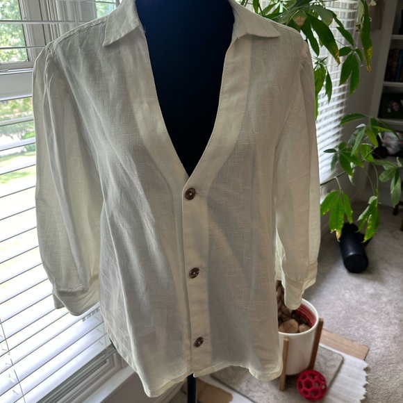 DL1961 Candace Puffed Sleeve Button Up Linen Shirt, white/cream, size large - Picture 5 of 10